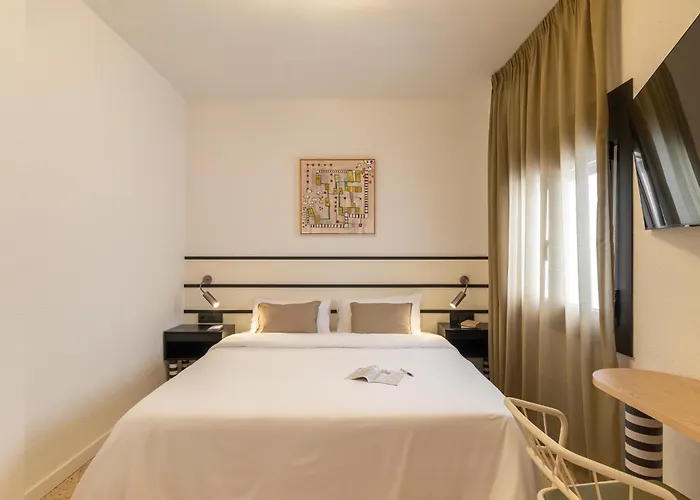 Robson - Smart Hotel 2*